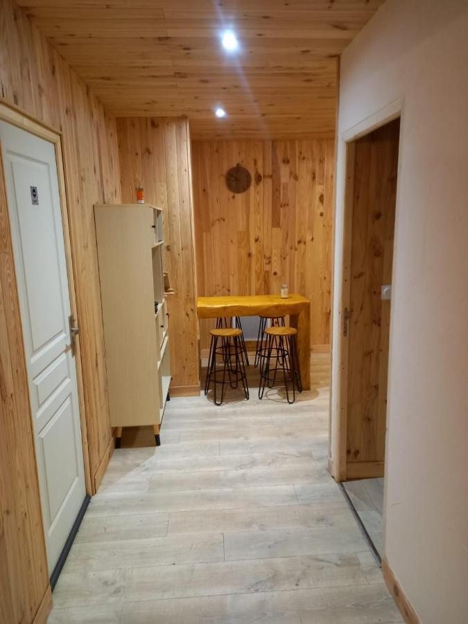 Gite L'Enclos O Rendez-Vous Roquefeuil-Pays De Sault- Avec Jardin Exterior foto